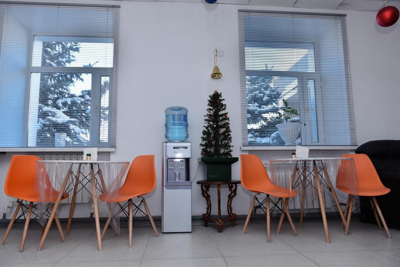 Hotel Fresh أكتوبي المظهر الخارجي الصورة
